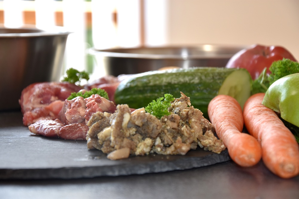 Zutaten für die Fütterung mit Barf